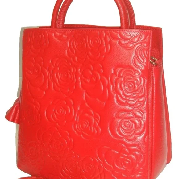 Red Embossed Floral Handbag NWOT - Picture 3 of 12